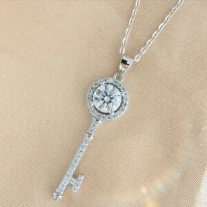 Certified GRA 1 Moissanite Diamond 💎 Pendant Necklace in 925 Sterling silver ✨️